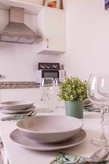 Apartamento Ronda De Triana 45 Sevilla Buitenkant foto
