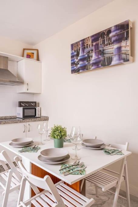 Apartamento Ronda De Triana 45 Sevilla Buitenkant foto